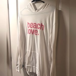 30A Gear, like new, size XL, ladies thin Beach Love sweatshirt